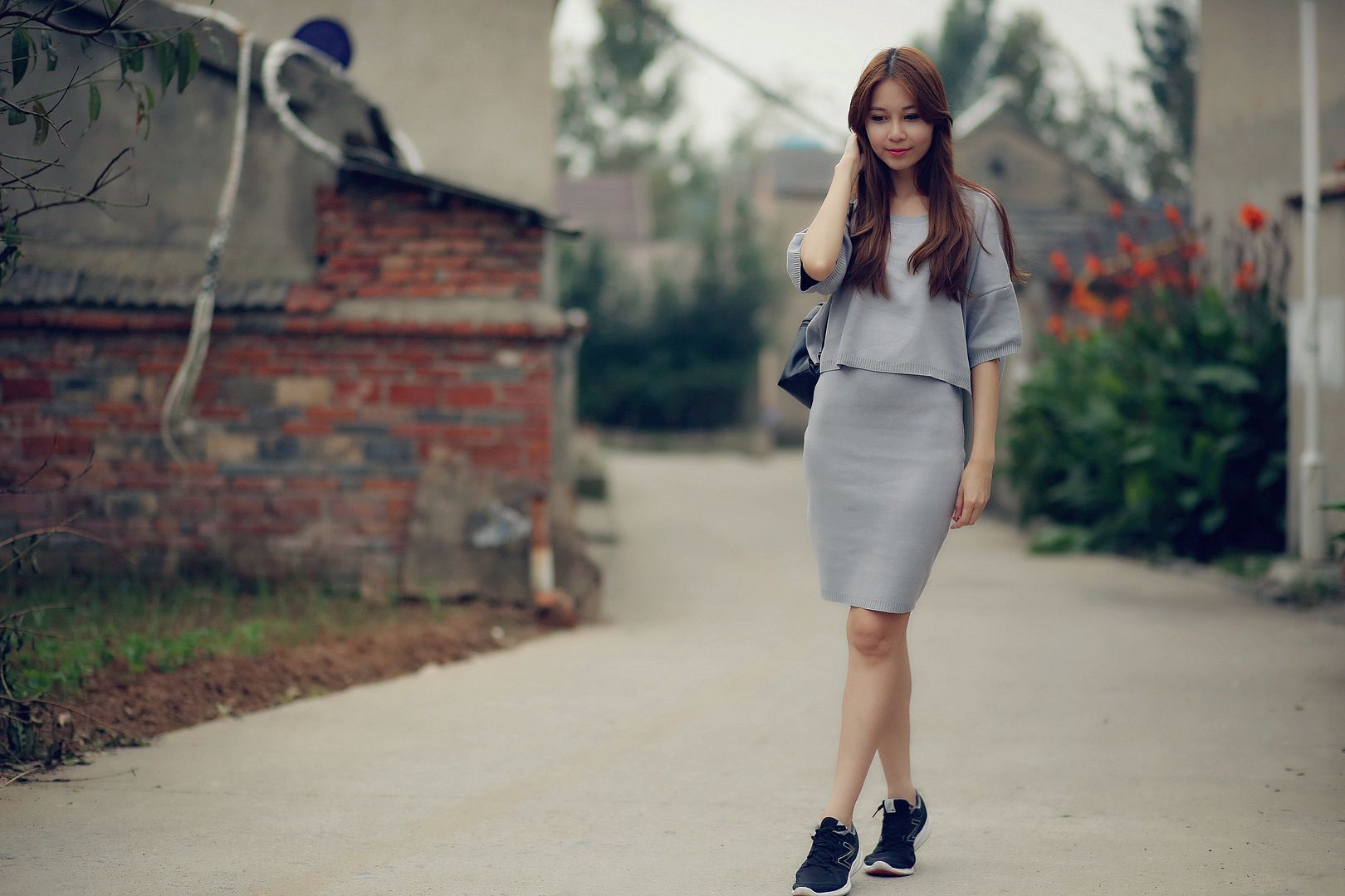 Fashion Fridays Sporty Minimalist OOTD Regina Chow